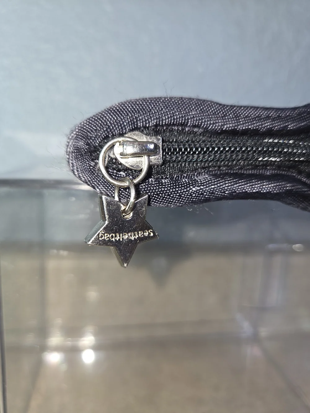 Harveys Vintage Original Seatbelt Bag Black Wallet Clutch